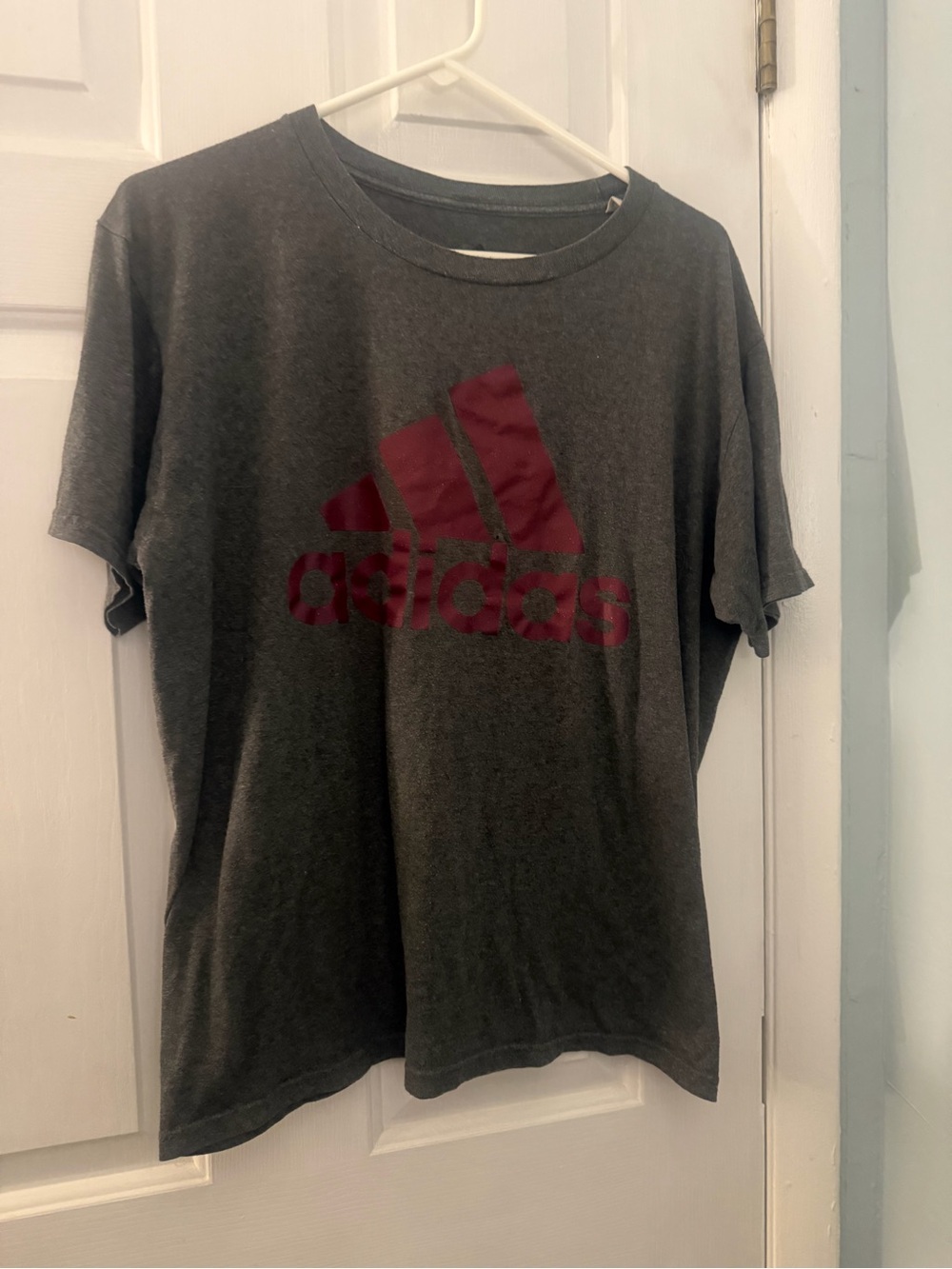 Adidas Men’s Large Gray Burgundy Big Logo Short Sleeve T-Shirt